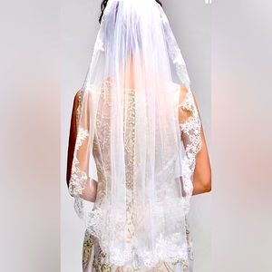 Lace Edge Bridal Veil